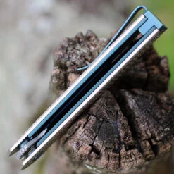 CRKT CEO Microflipper - Silver Alum (2.36" 12C27) 7081 3 CRKT CEO Microflipper - Silver Alum (2.36" 12C27) 7081 -Blade HQ Knife Shop 7081.1 90897.1677510382