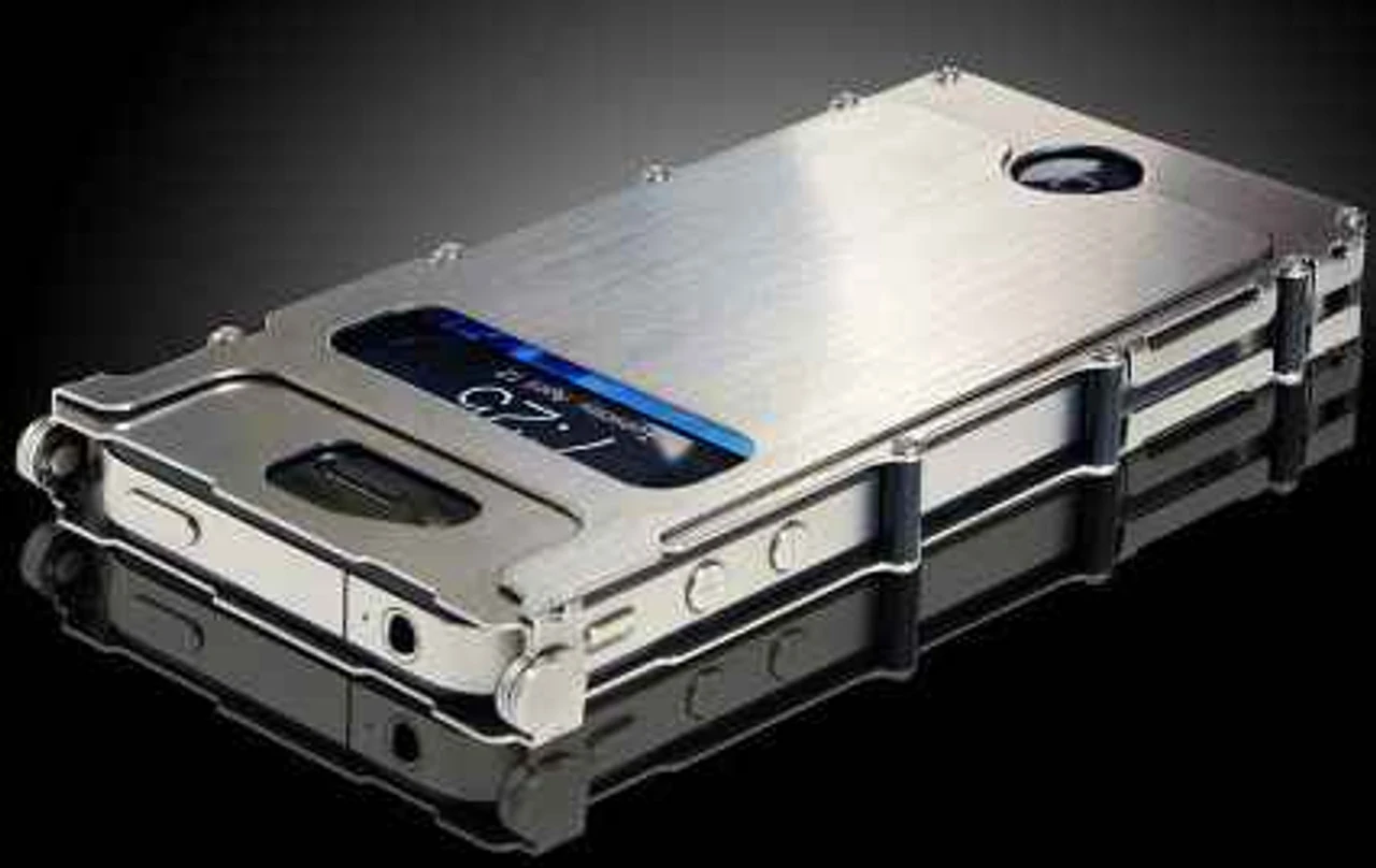 CRKT Inox Case Iphone 4, Silver CRKT Inox Case Iphone 4, Silver -Blade HQ Knife Shop knifework